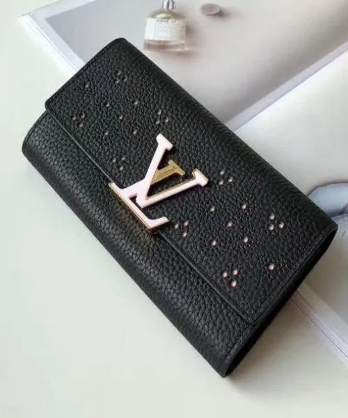 LV Compact Wallet Taurillion Leather Noir